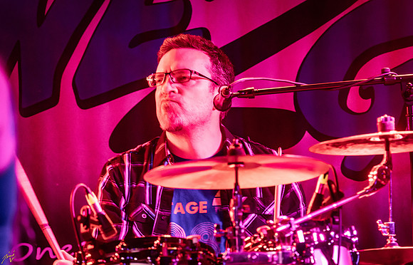 JimiV_20251213_211513_B-Side