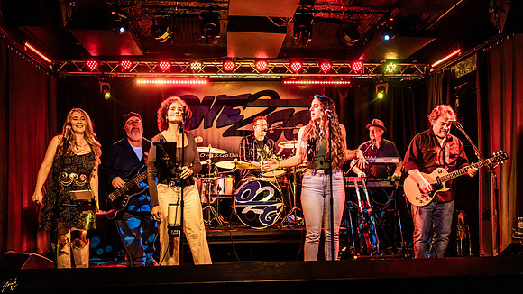 JimiV_20251213_225554_B-Side
