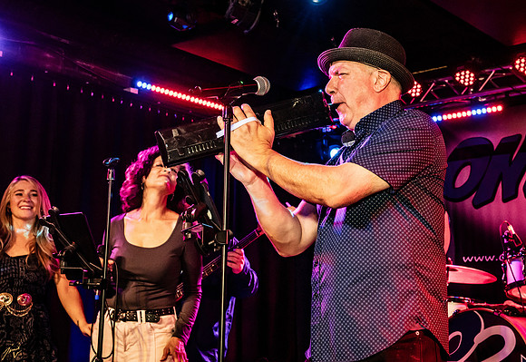 JimiV_20251213_230759_B-Side