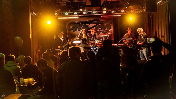 JimiV_20251214_001652_B-Side