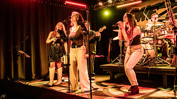 JimiV_20251214_003527_B-Side