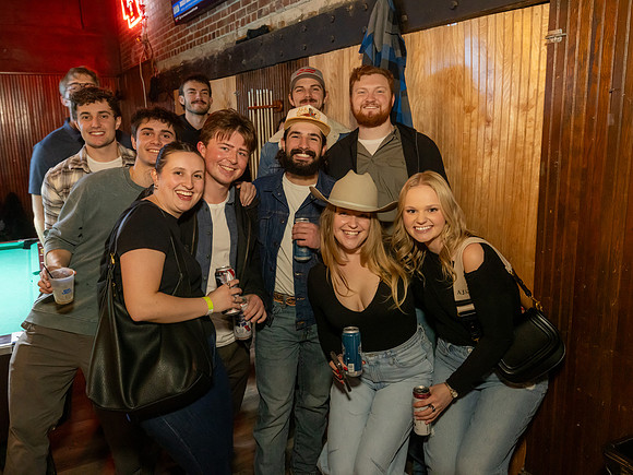 JimiV_20251231_222134_Bushwhackers