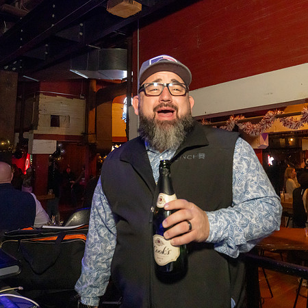 JimiV_20260101_002104_Bushwhackers