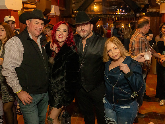 JimiV_20260101_003718_Bushwhackers