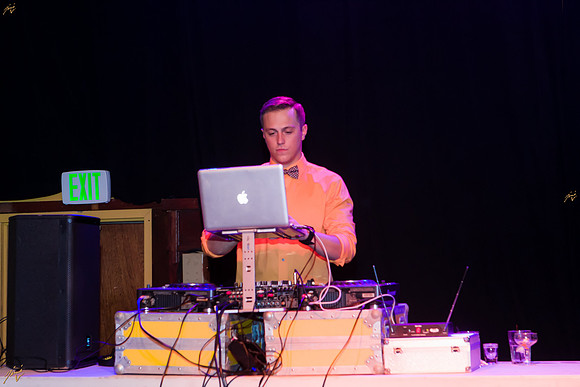 JimiV_20140511_233336_