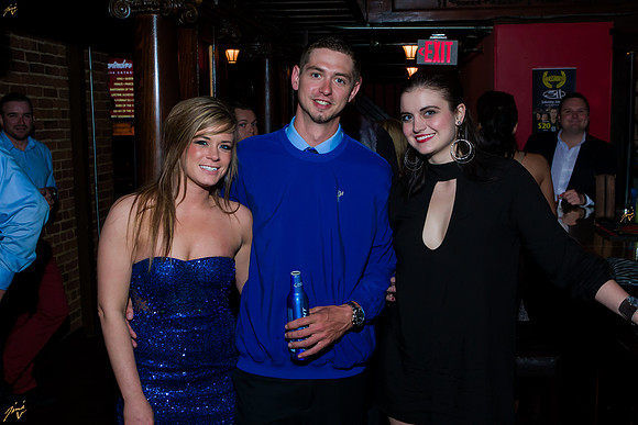 JimiV_20140511_214843_
