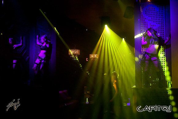 JimiV 20111126 000455wb