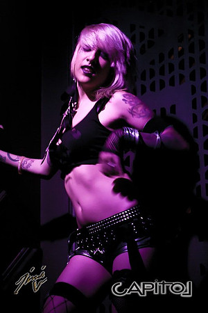 JimiV 20111126 000614wb