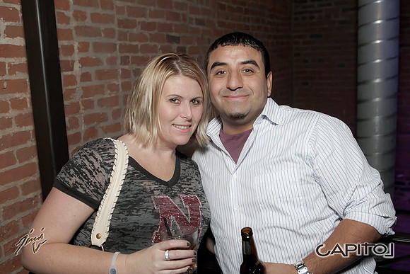 JimiV 20111126 000719wb