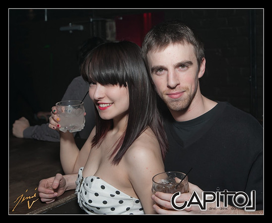 JimiV 20111218 005537wb