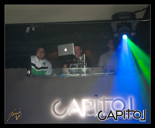JimiV 20111203 013018wb