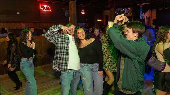 JimiV_20241231_221625_Bushwhackers