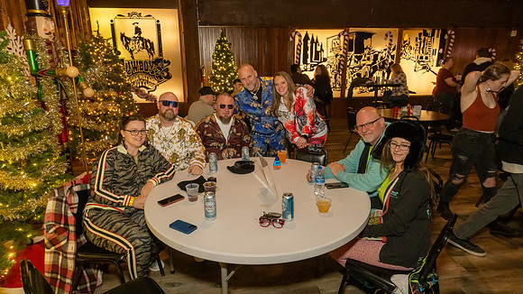 JimiV_20241231_223839_Bushwhackers
